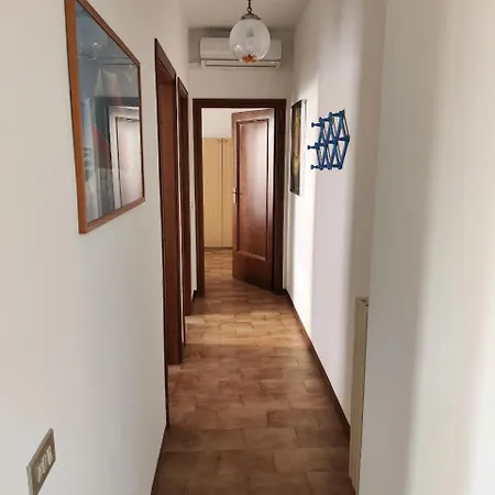 Alba D'argento - Cinema A Un Passo Dal Mare Apartment